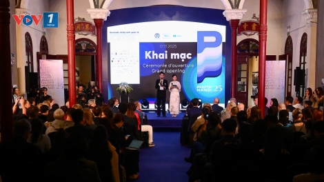 “Hoài niệm về những thành phố” mở màn cho chuỗi sự kiện Photo Hanoi ’25 Biennale Nhiếp ảnh Quốc tế