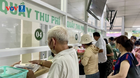 Khẩn trương lập danh sách cấp thẻ BHYT miễn phí cho người cao tuổi