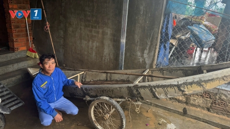 Tặng bằng khen người chèo ghe cứu 40 người trong lũ dữ ở Đắk Lắk