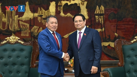 Thủ tướng tiếp Bộ trưởng Ngoại giao và Ngoại thương Quần đảo Solomon Peter Shanel Agovaka