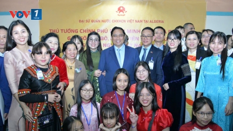 Thời sự 6h 19/11/2025: Thủ tướng Phạm Minh Chính gặp gỡ cộng đồng người Việt Nam tại Algeria
