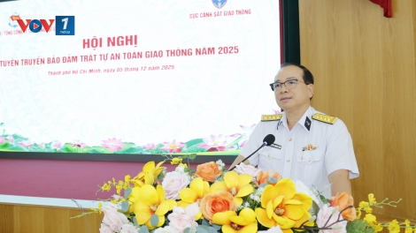 Binh đoàn 20 phối hợp tuyên truyền an toàn giao thông cho người lao động