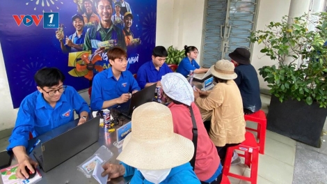 Trung ương Đoàn phối hợp trao 4.230 vé xe đưa người lao động về quê ăn Tết