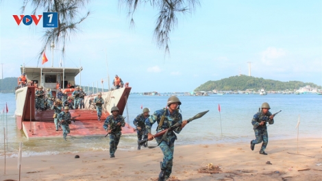 Cán bộ, chiến sĩ Lữ đoàn 127: Vững vàng nơi đầu sóng