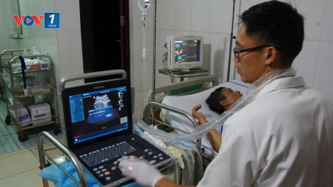 Bệnh xá đảo Trường Sa cấp cứu kịp thời bệnh nhân viêm bàng quang