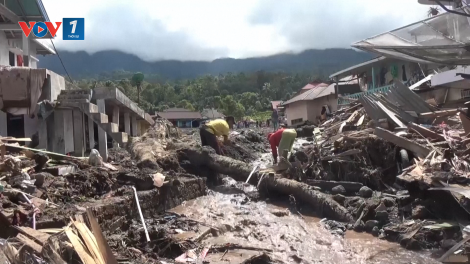 Indonesia đối mặt nguy cơ khủng hoảng nhân đạo sau thiên tai