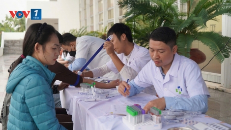 Hơn 1.000 công nhân, lao động Hải Phòng hiến máu ‘Giọt hồng yêu thương”