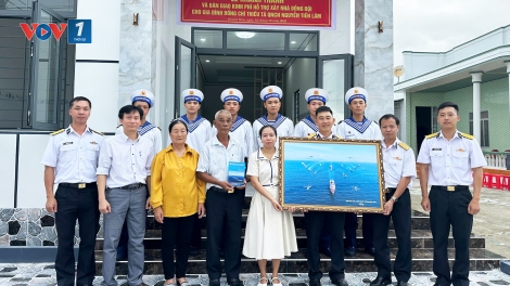 Lữ đoàn 162 bàn giao “Nhà đồng đội” hỗ trợ kinh phí xây dựng
