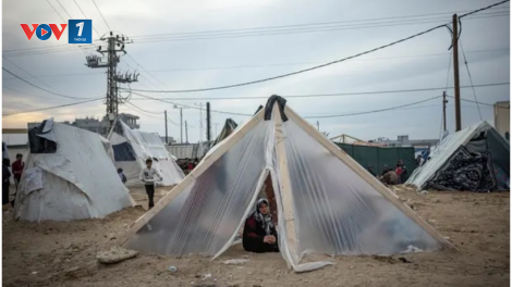 Người Palestine phải chịu cái lạnh khắc nghiệt của mùa đông Gaza