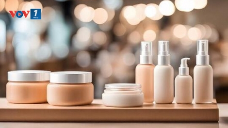 Kem trắng da, ngừa mụn bị thu hồi do chứa chất cấm