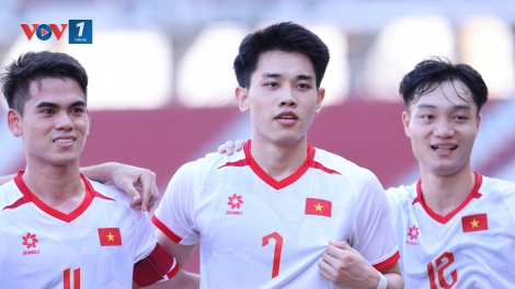 U22 Việt Nam khởi đầu SEA Games 33 bằng chiến thắng 2-1 trước U22 Lào
