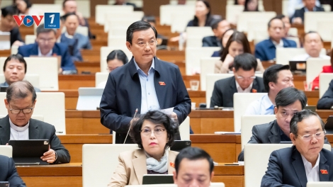 Cần đưa quy định cấm các loại thuốc lá mới vào trong luật để tăng tính khả thi