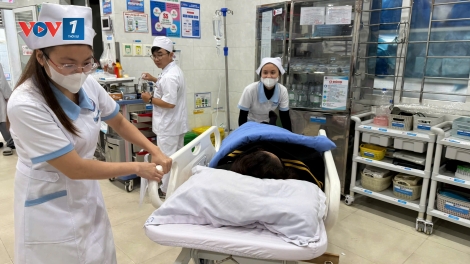 Điều tra vụ nghi ngộ độc thực phẩm ở Quảng Ngãi