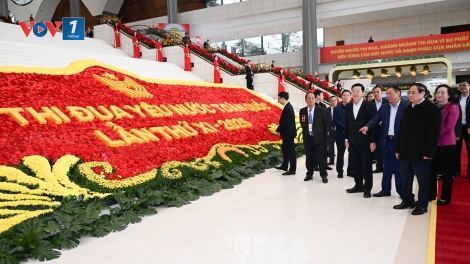 Thủ tướng Phạm Minh Chính kiểm tra công tác chuẩn bị Đại hội Thi đua yêu nước toàn quốc lần thứ XI