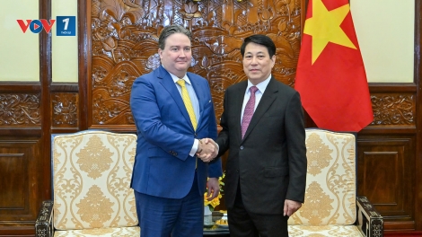Chủ tịch nước Lương Cường tiếp Đại sứ Hoa Kỳ Marc Knapper chào từ biệt