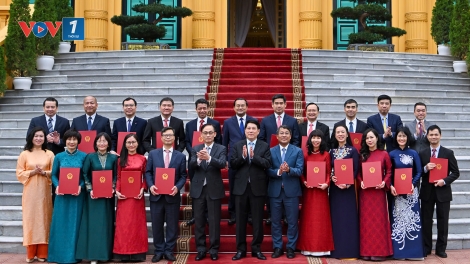 Chủ tịch nước Lương Cường trao Quyết định bổ nhiệm Đại sứ Việt Nam tại các nước