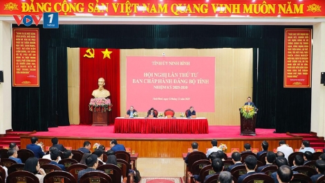 Ninh Bình: Từ Nghị quyết đến hành động, khát vọng phát triển.