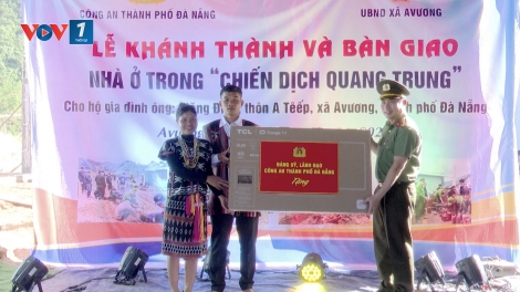 Ấm áp nghĩa tình từ những căn nhà "Chiến dịch Quang Trung" ở Đà Nẵng (15/01/2026)