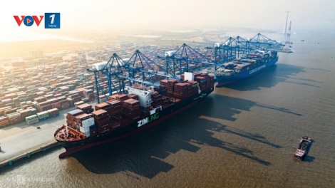 Thời sự 21h30 5/1/2026: Mức tăng GDP 8,02% mà nước ta đạt được trong năm 2025 là “rất ấn tượng”