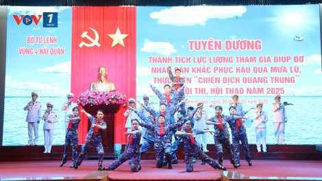 Vùng 4 Hải quân tuyên dương tập thể,cá nhân tiêu biểu trong cứu trợ mưa lũ và Chiến dịch Quang Trung