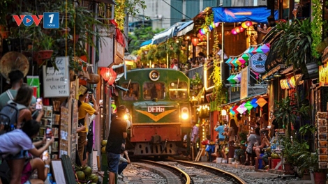 “Phố cà phê đường tàu” - bài kiểm tra năng lực quản lý đô thị
