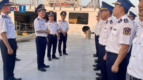 Chính uỷ Cảnh sát biển Việt Nam thăm, chúc Tết Vùng Cảnh sát biển 4