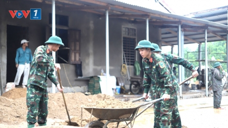 Huế về đích “Chiến dịch Quang Trung” dựng nhà cho dân vùng lũ