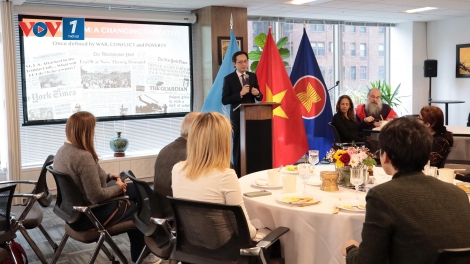 Thông tin cho báo chí quốc tế tại New York về Đại hội Đảng toàn quốc lần thứ XIV