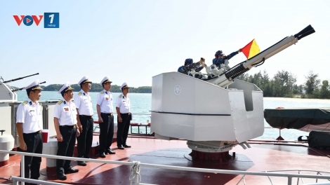 Vùng 5 Hải quân trực sẵn sàng chiến đấu dịp Tết Nguyên đán 2026