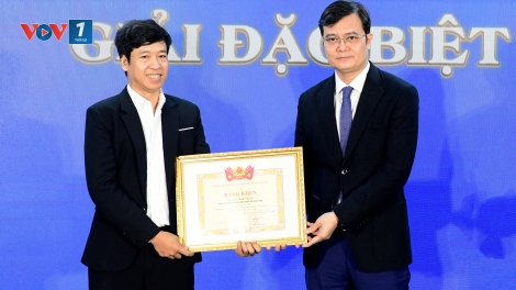 Trao giải cuộc thi sáng tác biểu trưng Đại hội Đoàn toàn quốc lần thứ XIII, nhiệm kỳ 2026 – 2031