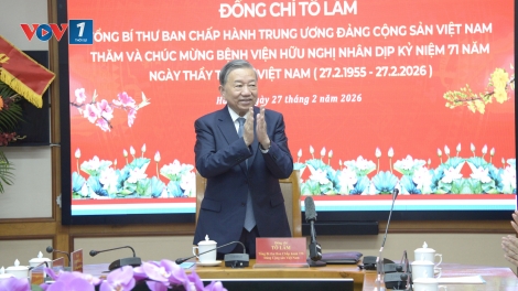 Tổng Bí thư Tô Lâm: Mỗi thầy thuốc phải là điểm tựa của người bệnh trong những thời khắc khó khăn