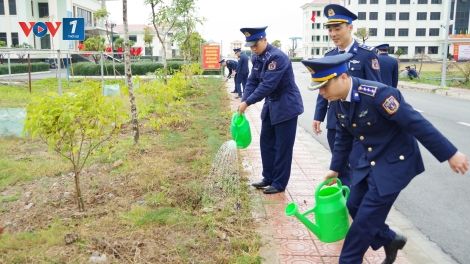 Hải đoàn 11 Cảnh sát biển trồng hơn 10.000 cây xanh trong ngày ra quân "Tết trồng cây"