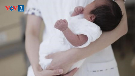Nhật Bản: Tỷ lệ sinh đạt mức thấp kỷ lục trong năm 2025