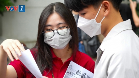 Bỏ xét tuyển riêng bằng học bạ: Liệu có bớt tình trạng chạy điểm, làm đẹp học bạ?