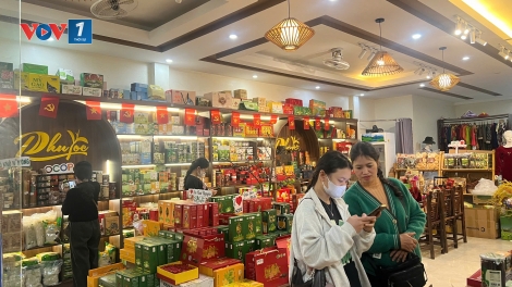 “Vị quê” chiếm lĩnh thị trường quà Tết Thái Nguyên