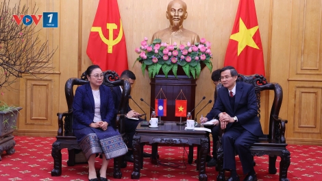 Gắn kết chiến lược đào tạo cán bộ giữa Việt Nam và Lào