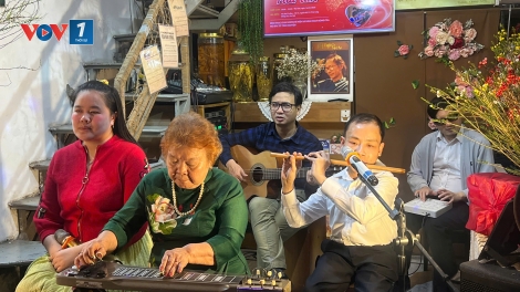 Ban nhạc khiếm thị lan tỏa ánh sáng tình người