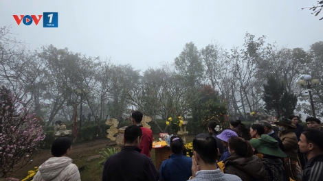 Đầu năm du xuân đỉnh Ngàn Nưa