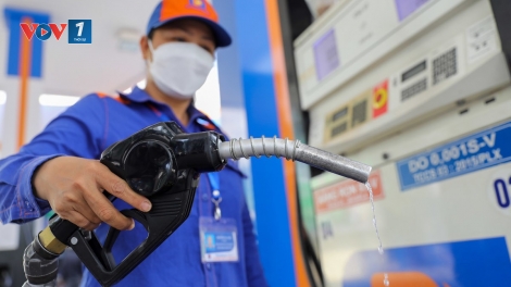 Thời sự 18h 10/3/2026: Bộ Công Thương yêu cầu bảo đảm an ninh năng lượng trước căng thẳng Trung Đông