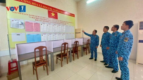 Trung đoàn 196 kiểm tra công tác chuẩn bị bầu cử tại khu vực bầu cử số 25