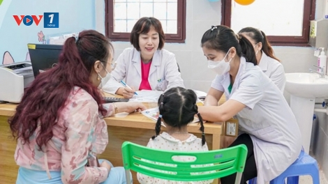 Indonesia hạn chế trẻ em dưới 16 tuổi truy cập các nền tảng kỹ thuật số rủi ro cao
