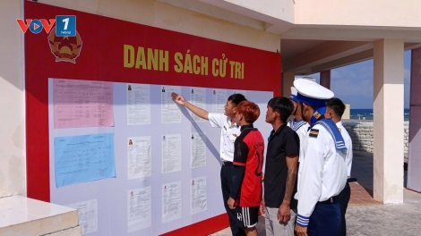 Trường Sa vững niềm tin qua từng lá phiếu