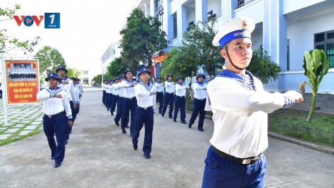 Chiến sĩ mới Vùng 2 Hải quân vững vàng từ những ngày đầu quân ngũ