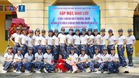 Phụ nữ Lữ đoàn 125 giao lưu, thắt chặt tình đoàn kết nhân dịp 8/3