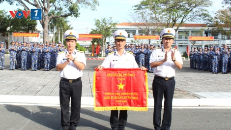 Các đơn vị Vùng 2 Hải quân ra quân huấn luyện năm 2026