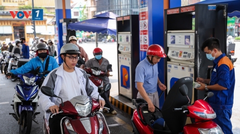 Thời sự 6h 10/3/2026: Chính phủ ban hành Nghị định số 72 giảm thuế một số mặt hàng xăng dầu về 0%
