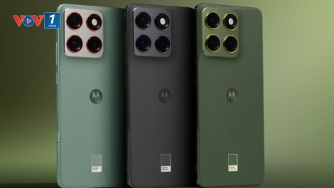 Motorola ra mắt 2 dòng điện thoại cao cấp motorola signature và motorola edge 70
