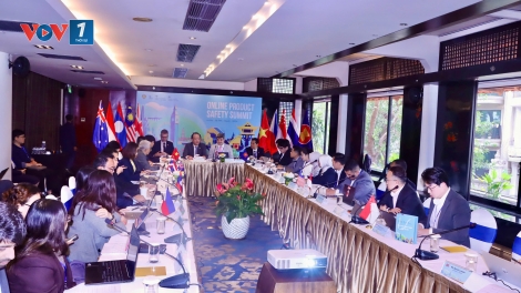 Việt Nam - Vương quốc Anh hợp tác kiểm soát an toàn sản phẩm trên môi trường số