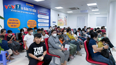 Người dân chủ động thực hiện đầy đủ các biện pháp bảo vệ bản thân và gia đình trước não mô cầu