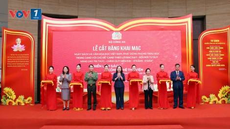 Phó Chủ tịch nước Võ Thị Ánh Xuân dự khai mạc Ngày sách và văn hóa đọc trong CAND